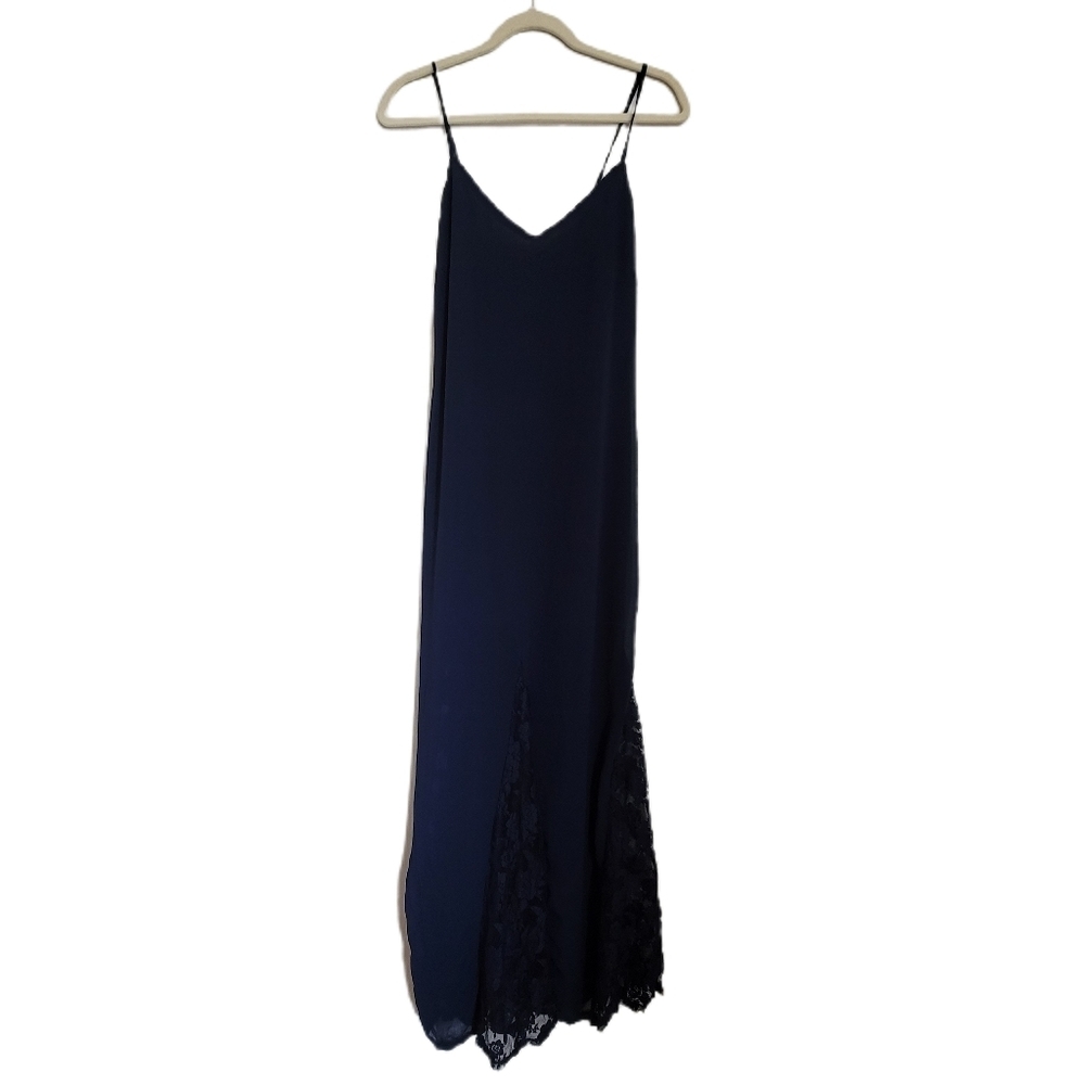 Lulu's Dress M Medium Navy Sleeveless Midi V-Neck Lace Hem
